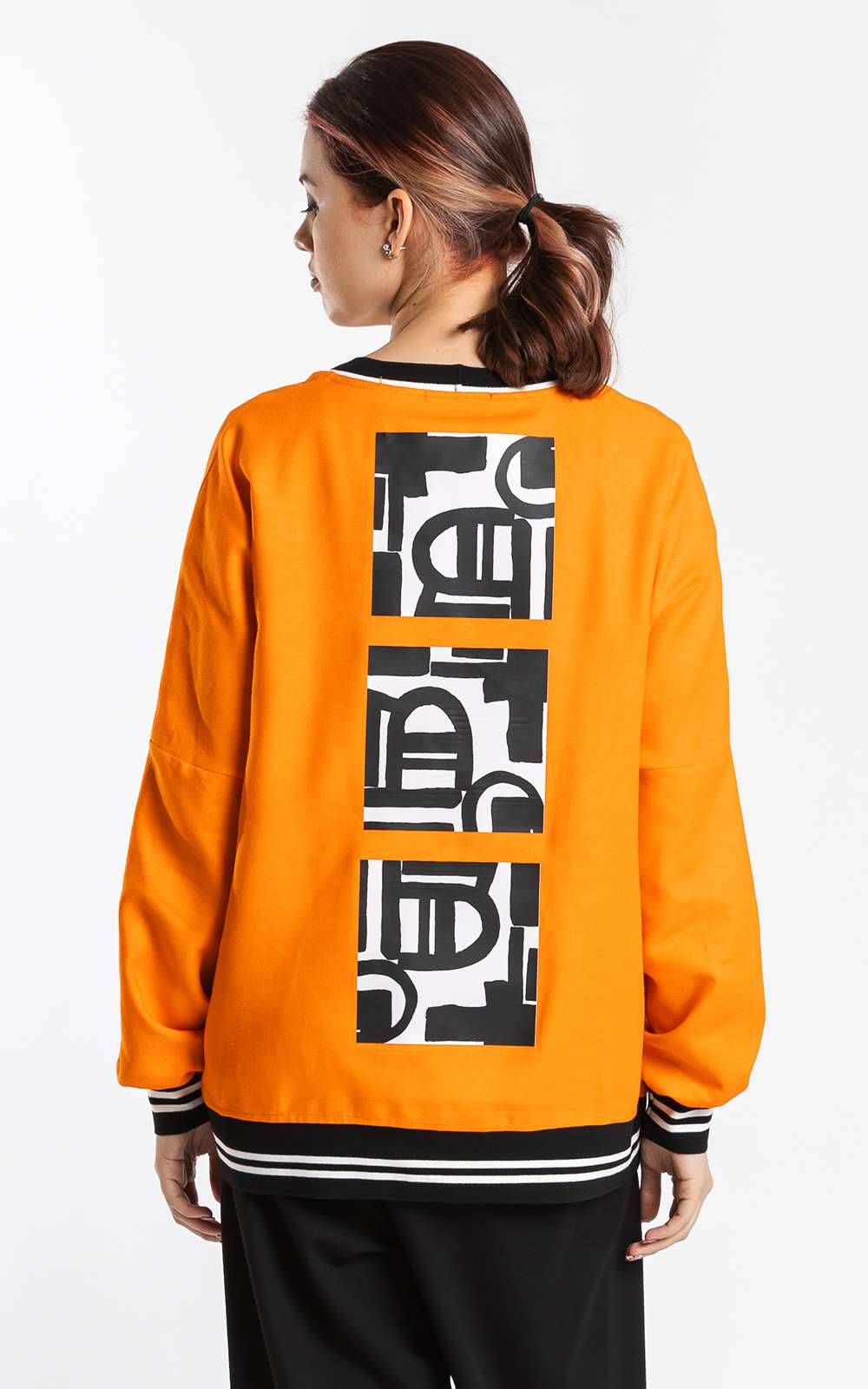 Sweatshirt Tangerine product photo.