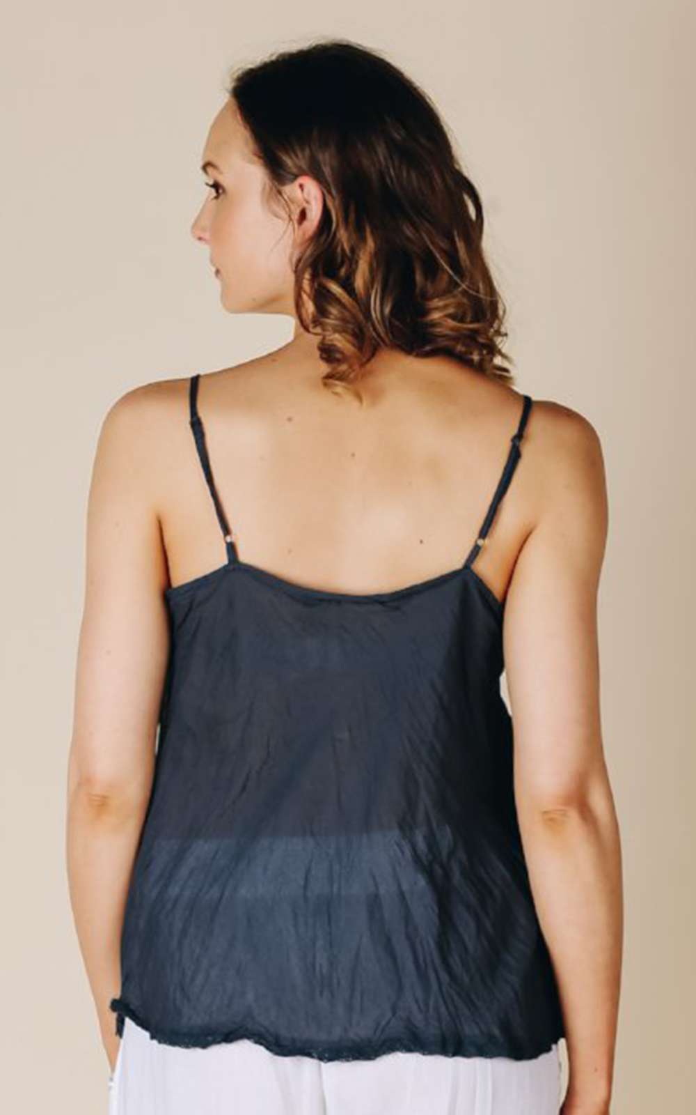 Kalme Cami product photo.