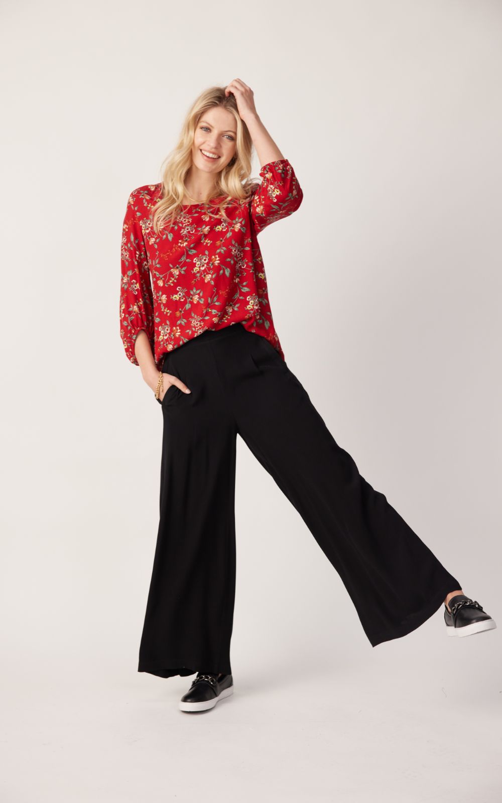 Betsey Pants product photo.