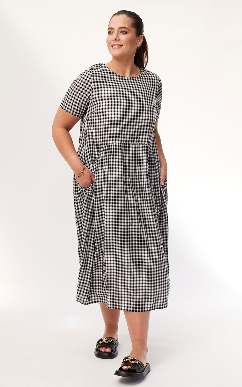 Monro Dress product photo.