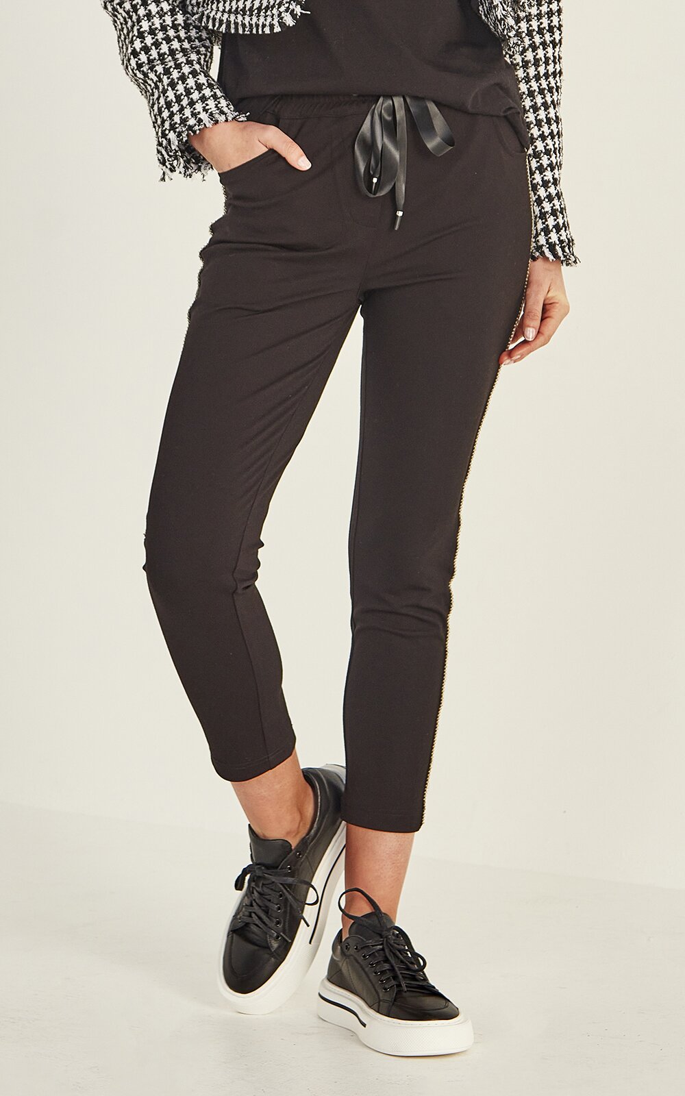 Juno Pant product photo.