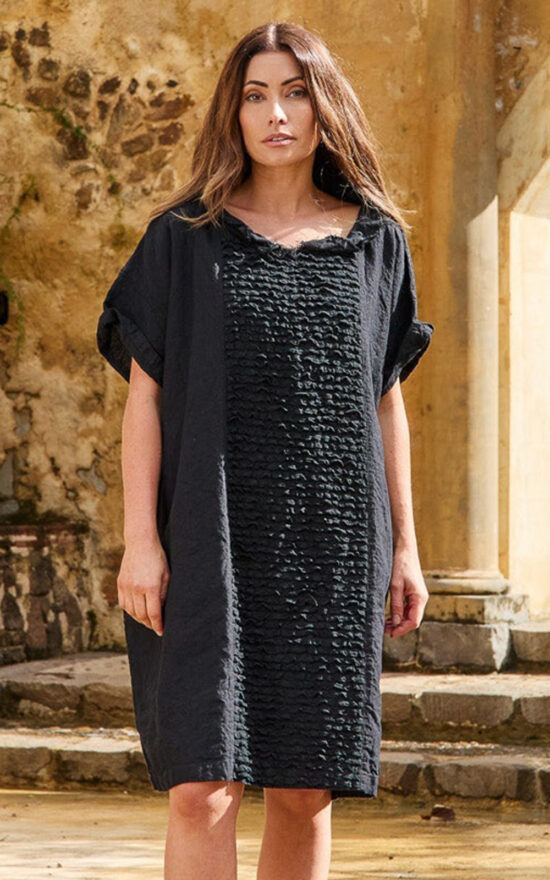 Luna Dress In Linen And Lace product photo.