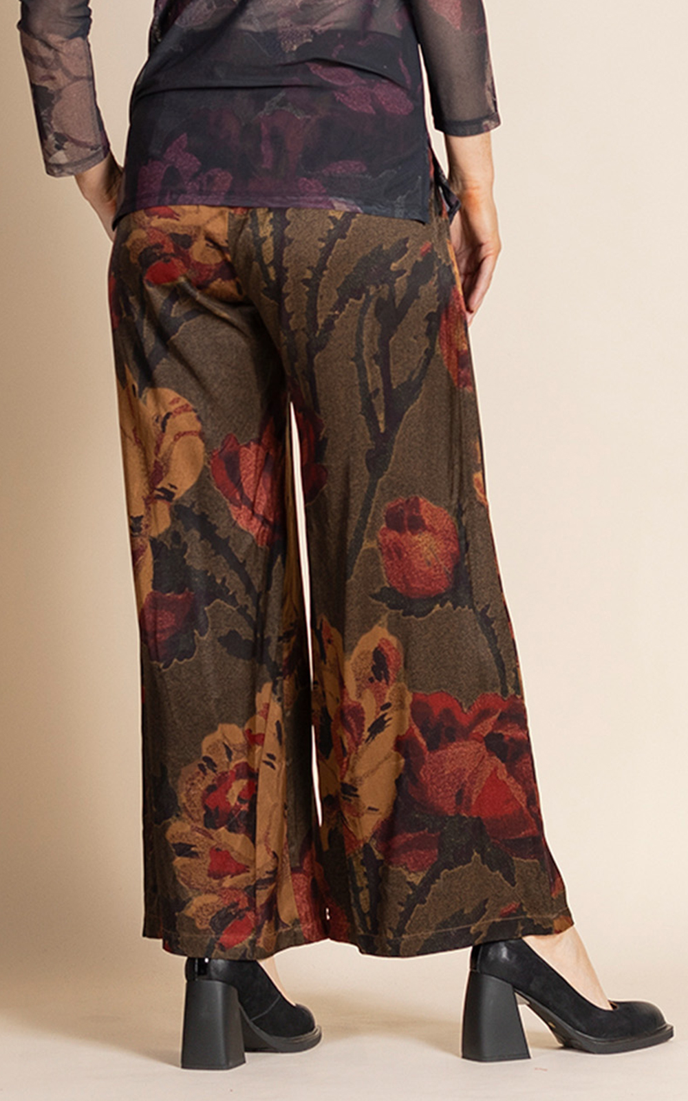 Damask Roses Loose Wide Leg Pant product photo.