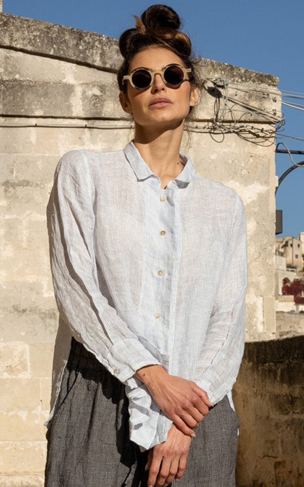 Maeve Stripe Shirt In Gauze Linen product photo.