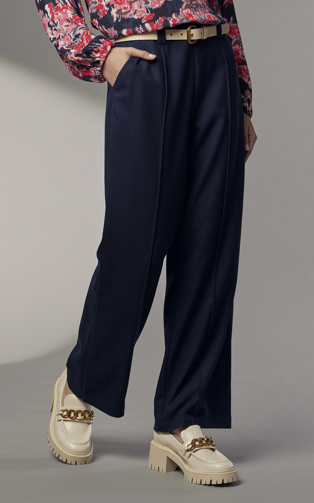 Posh Pant product photo.