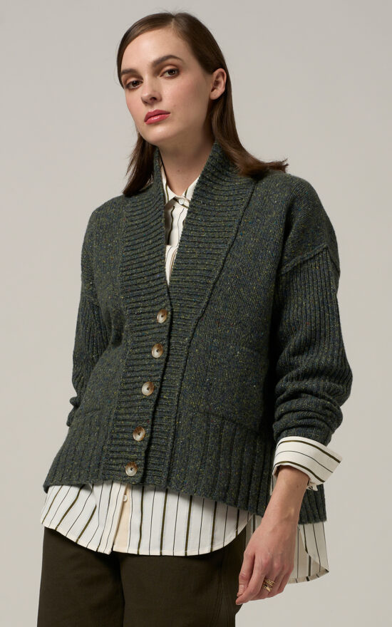 Weekender Cardi product photo.