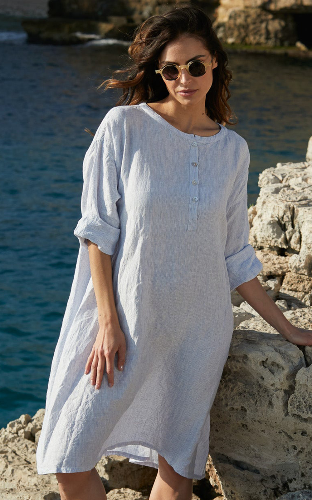 Noemi Dress In Linen product photo.