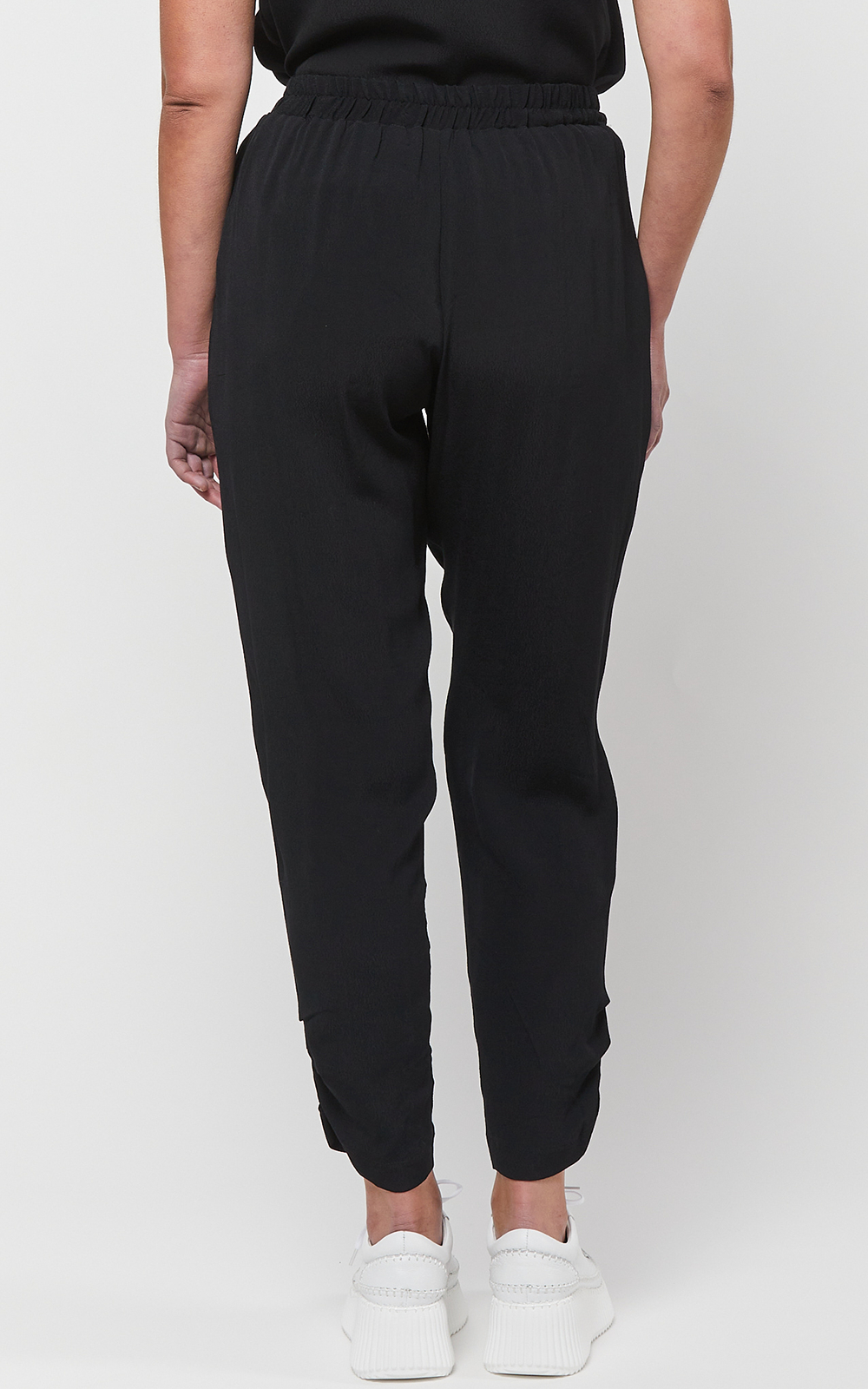 Silhouette Ransom Pant product photo.