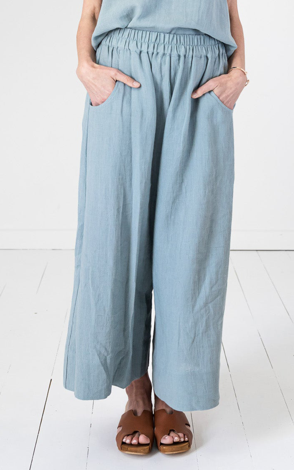 Oliver Pant-Jadeite Crush product photo.