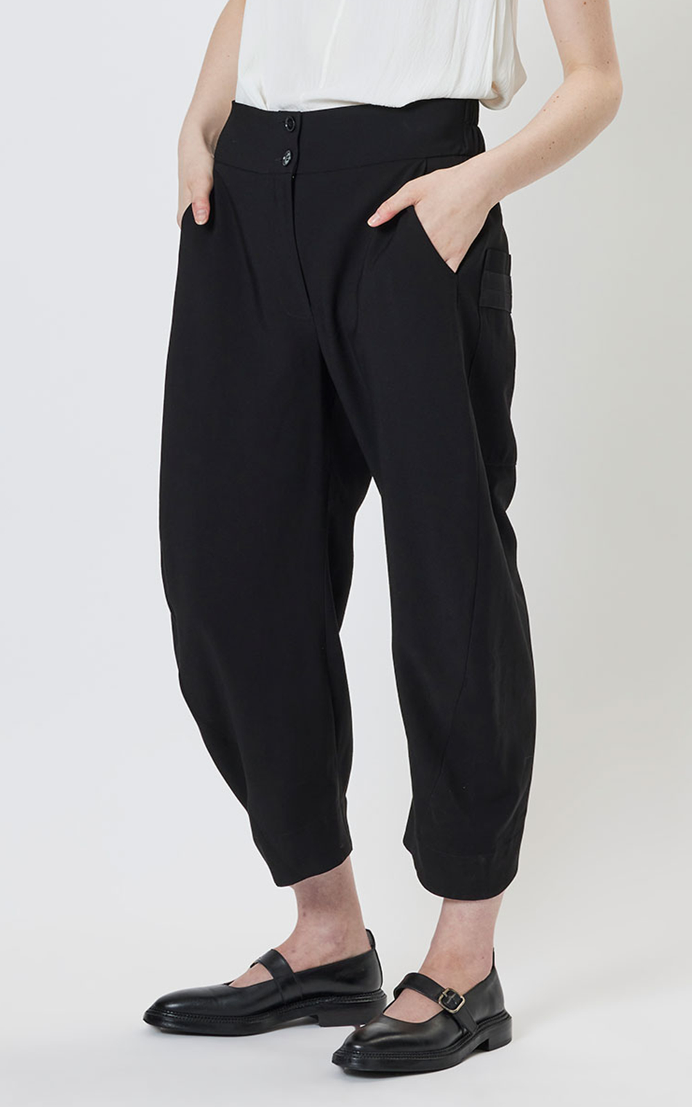 Curve Leg Pant product photo.