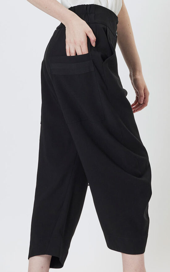 Curve Leg Pant product photo.