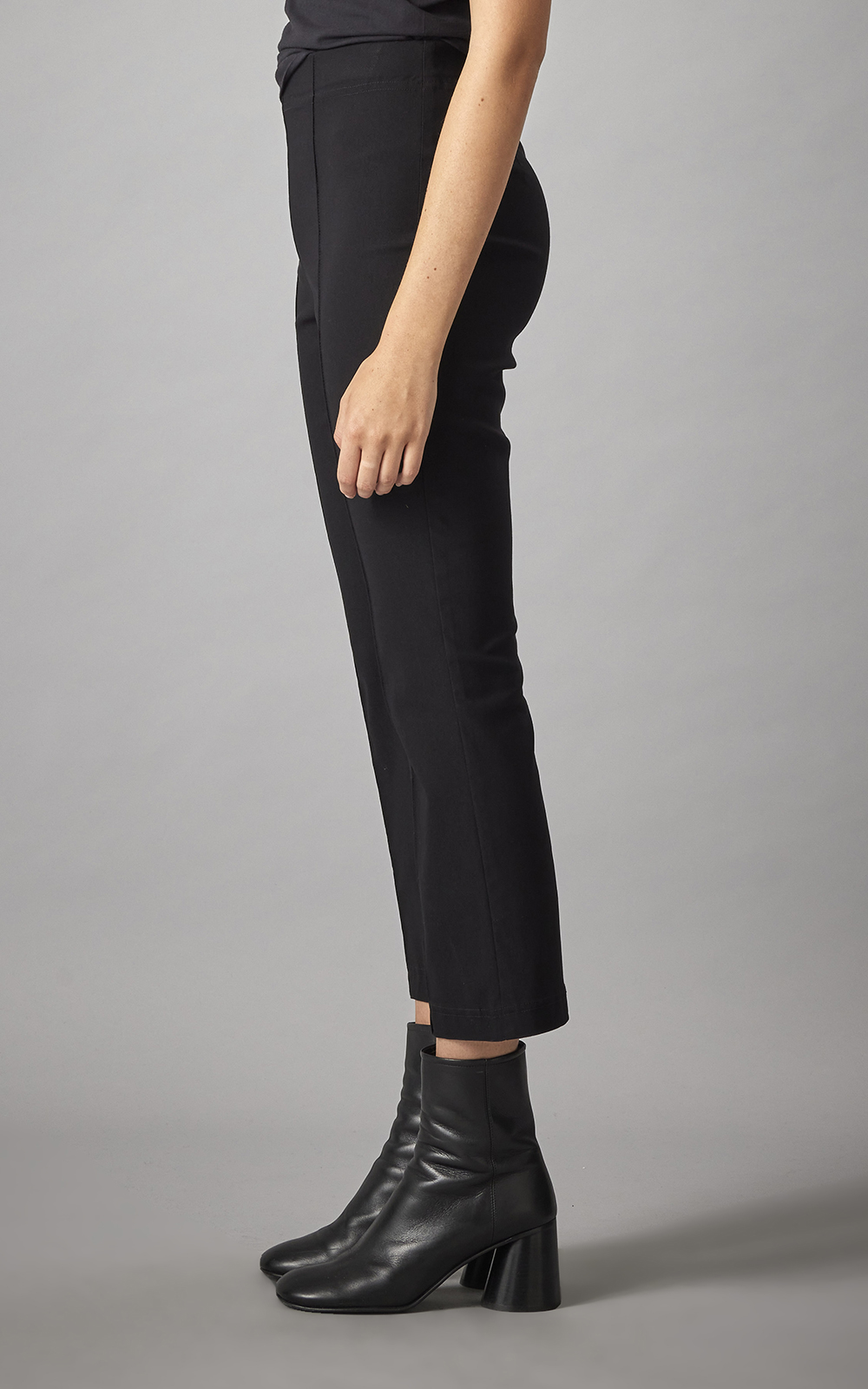 Pintuck 3/4 Flare Pant product photo.