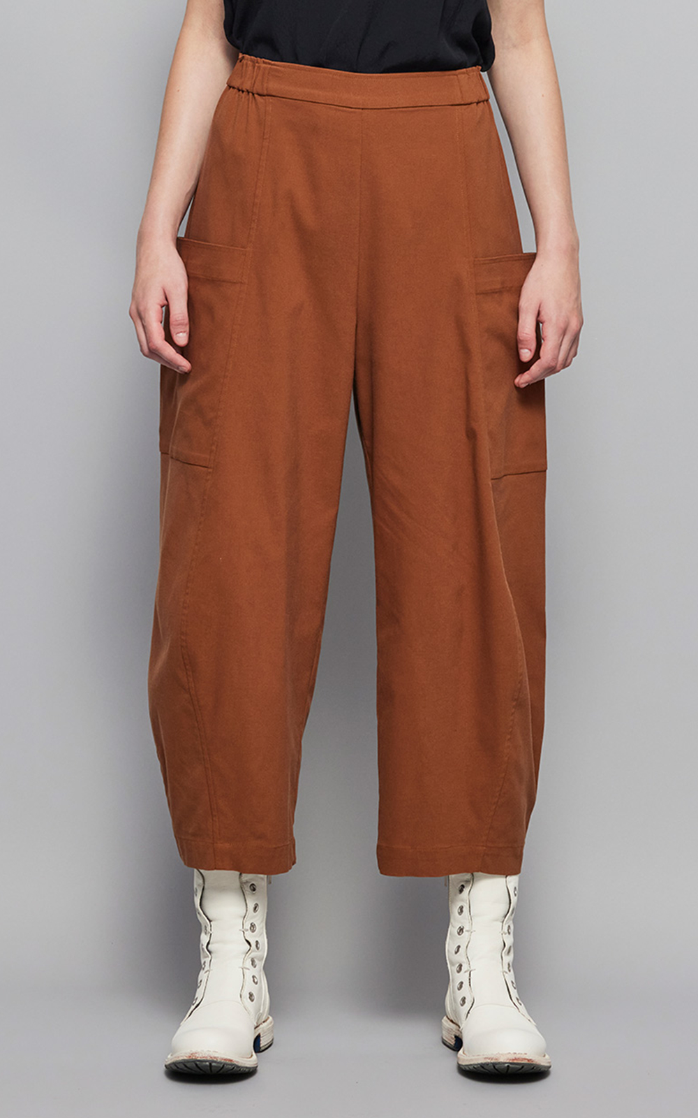 Crescent Contour Pant product photo.