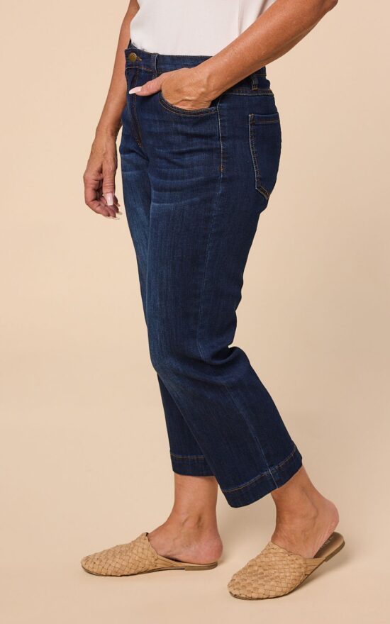 Cropped Straight Leg Jean product photo.