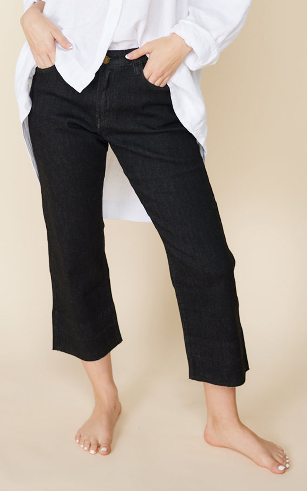 Cropped Straight Leg Jean - Frayed Hem product photo.