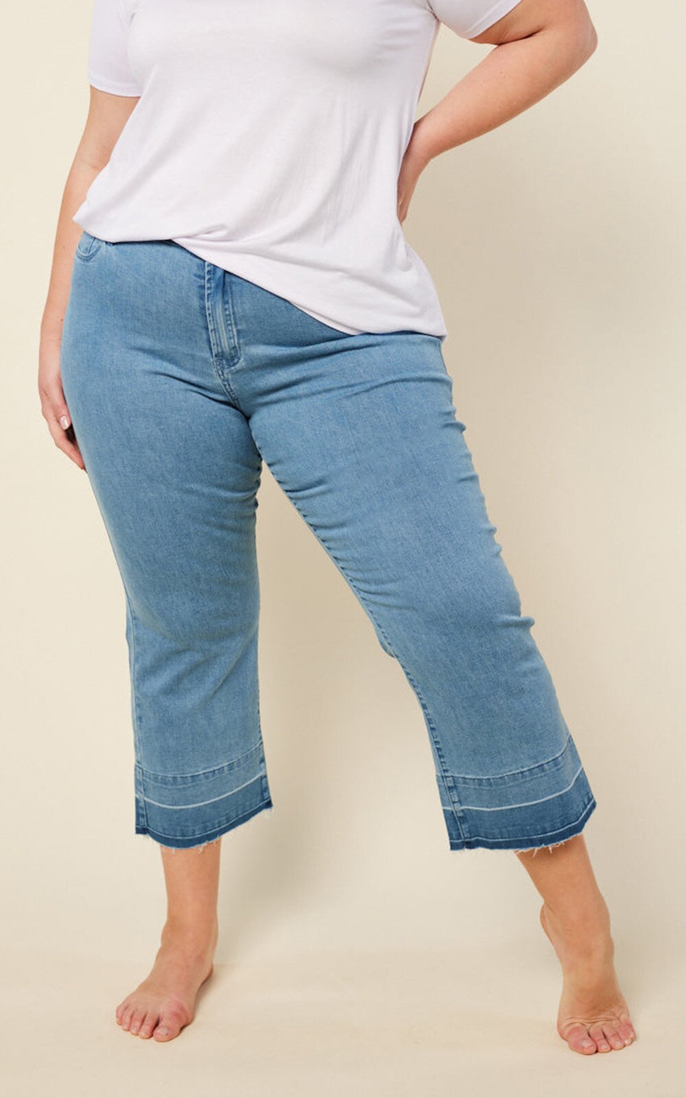 Cropped Straight Leg Jean - Frayed Hem product photo.