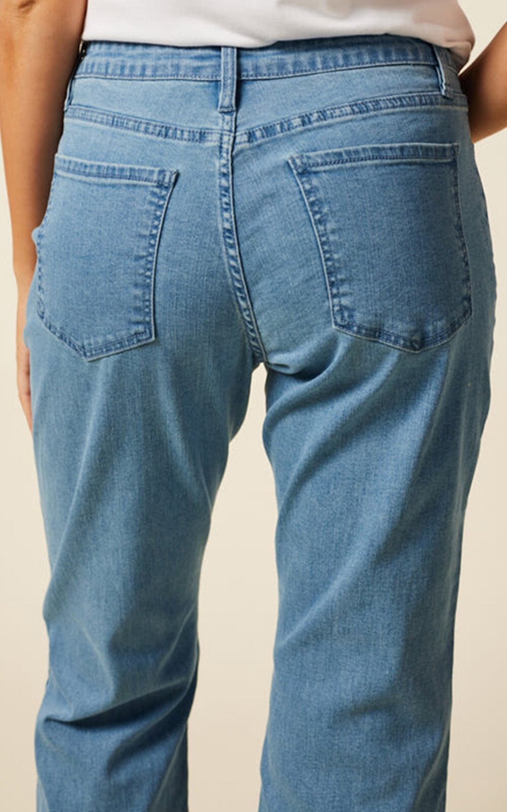 Cropped Straight Leg Jean - Frayed Hem product photo.