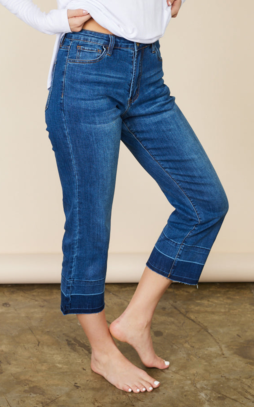 Cropped Straight Leg Jean - Frayed Hem product photo.