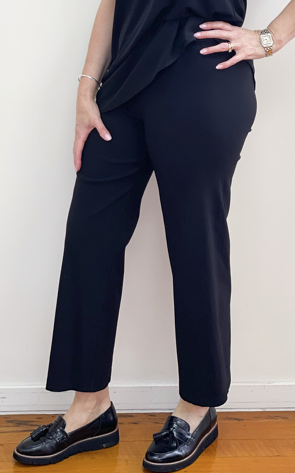 Wide Leg Pant  product photo.