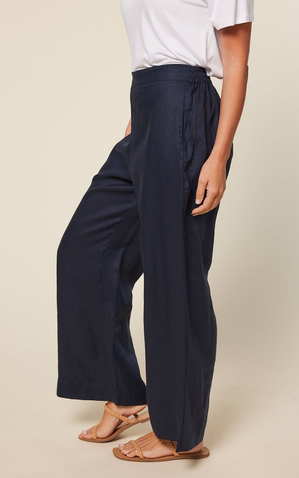 Camille Wide Leg Pant In Linen product photo.