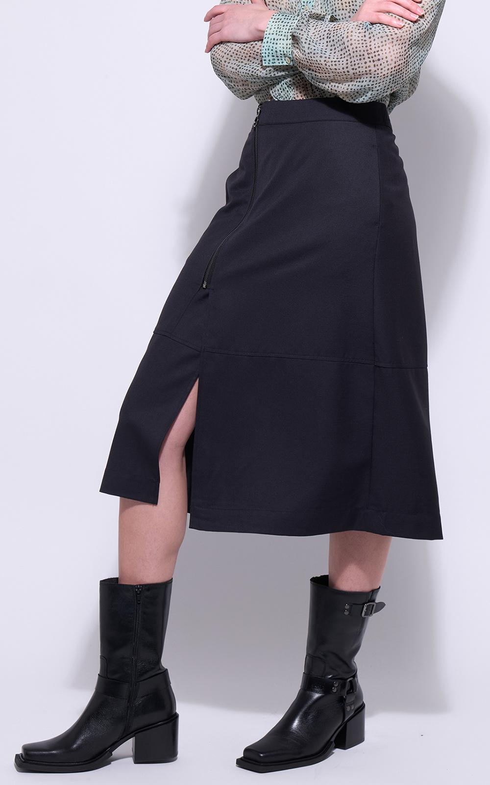 The Hepburn Skirt product photo.