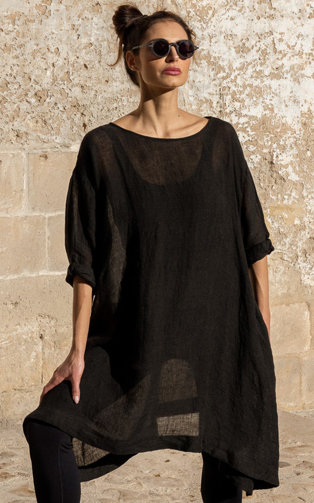 Sylvie Tunic Dress In Gauze Linen product photo.