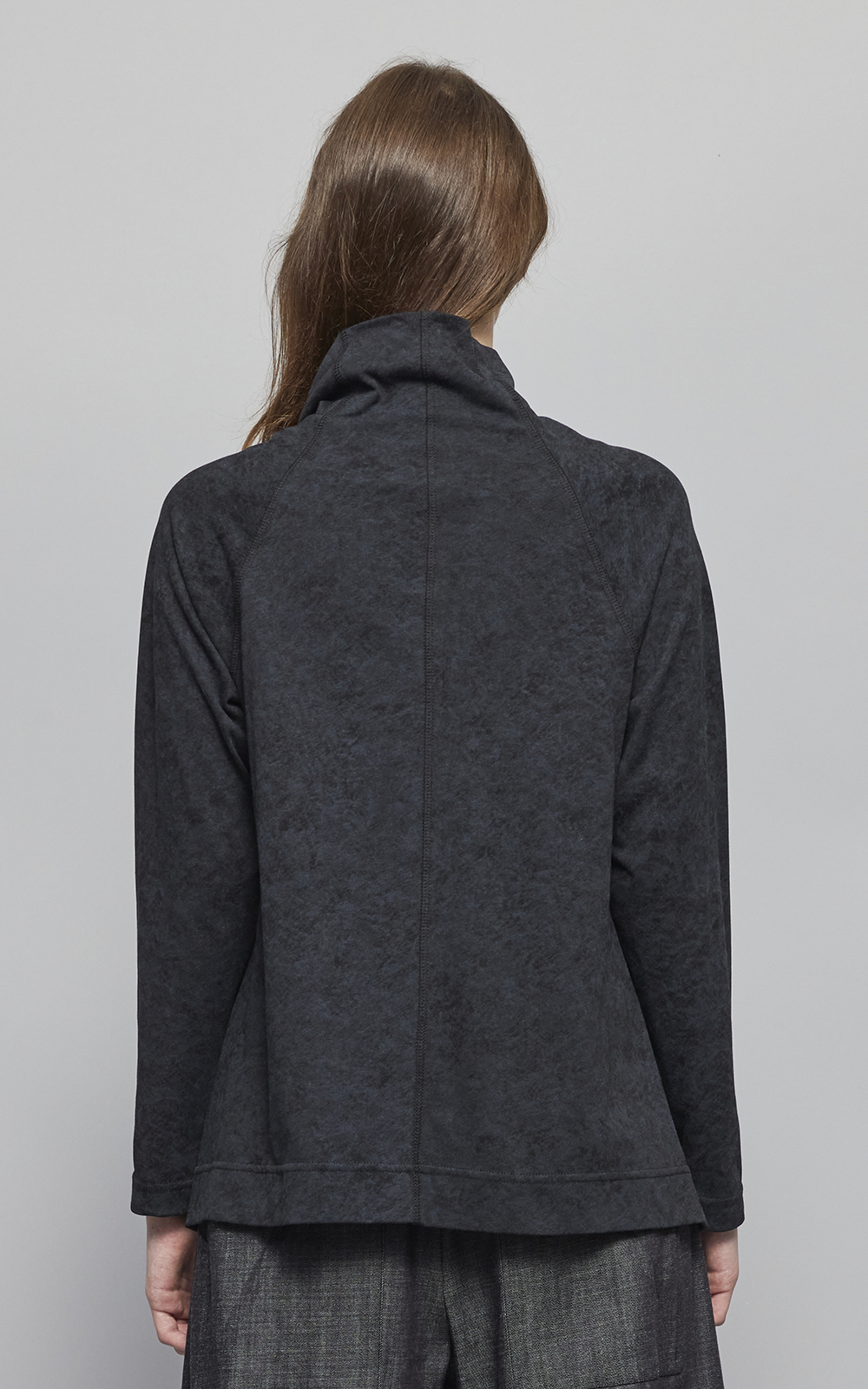 Streamline Top In Smoke Print product photo.