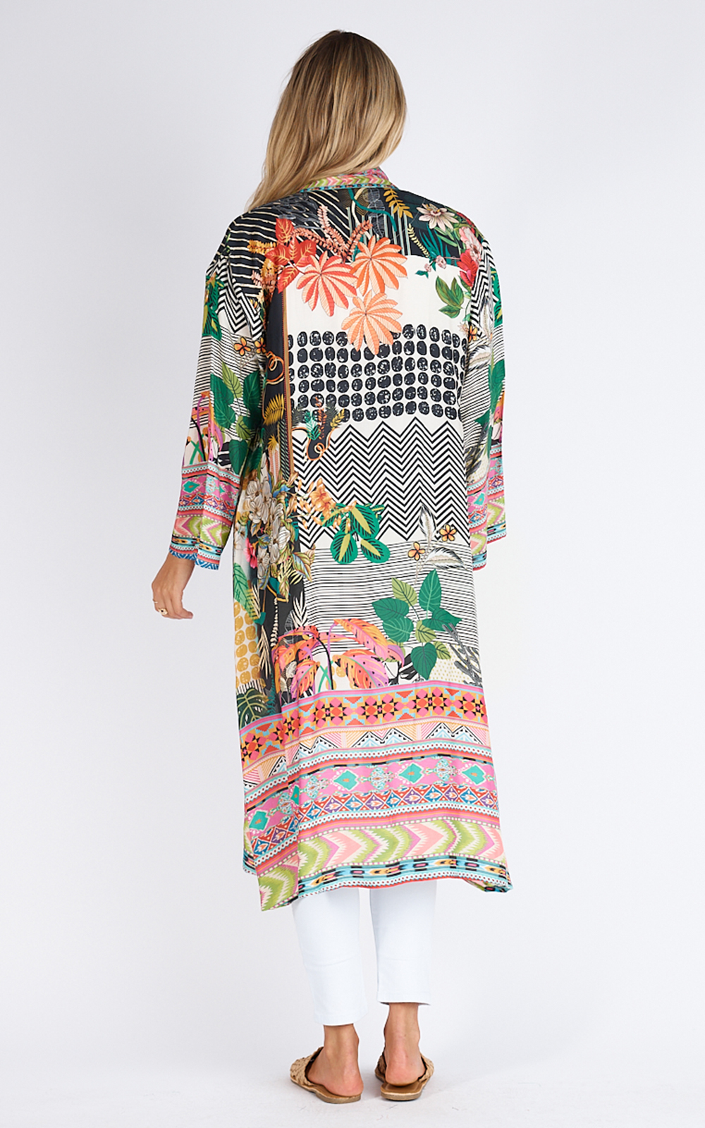 Vanda Kimono product photo.