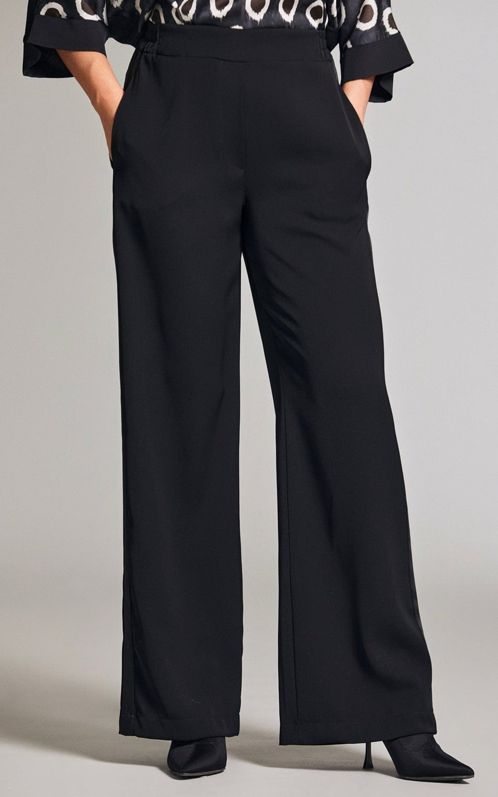 Cocktail Trouser  product photo.