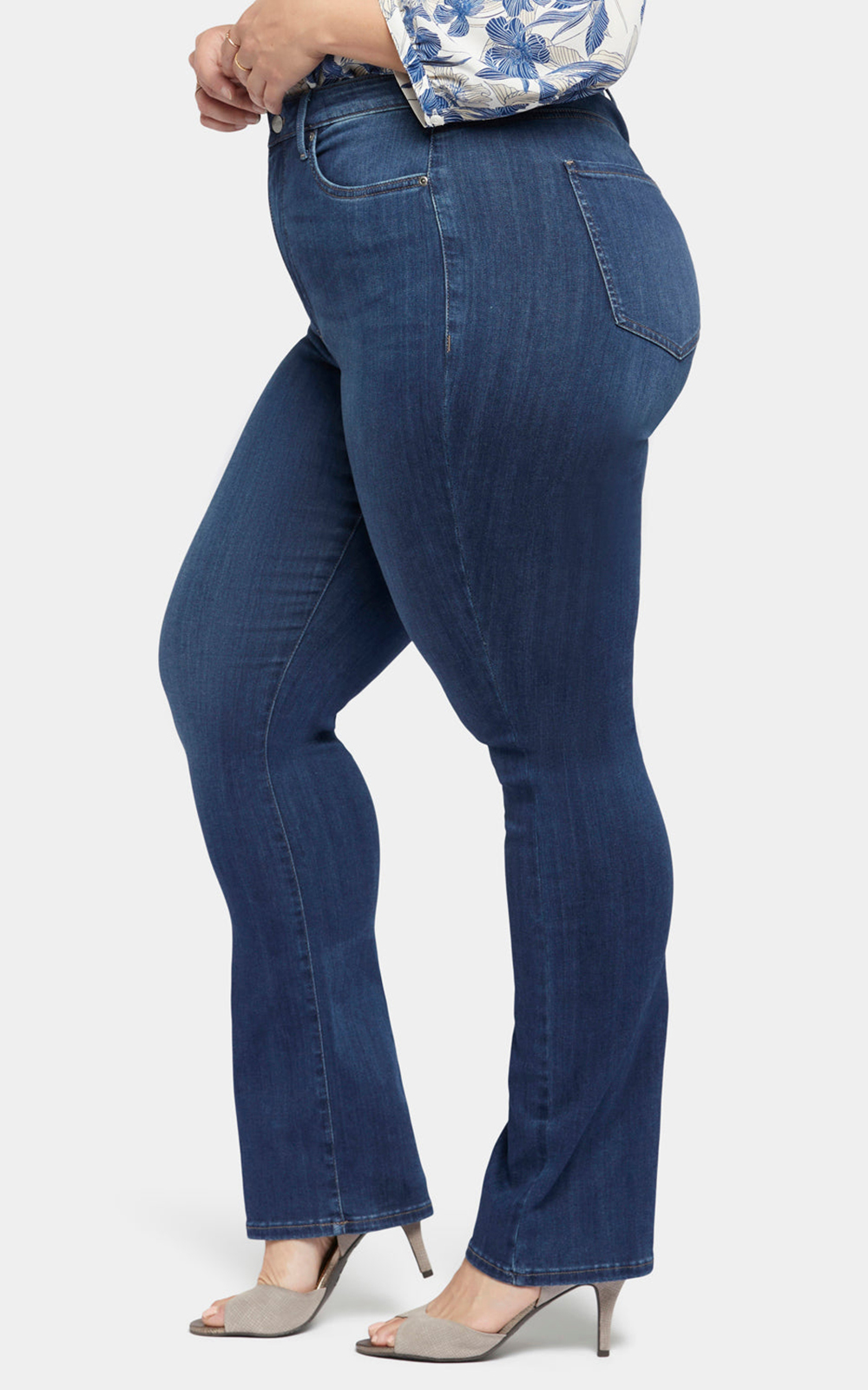 Womens Slim Bootcut product photo.