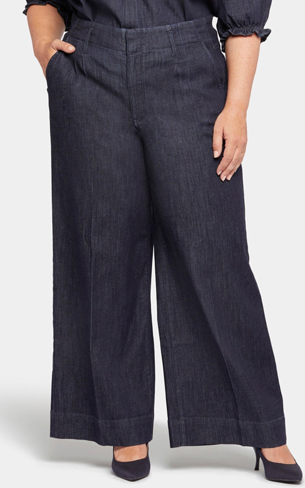 Womens Hr Mona Wide Leg Trouser product photo.