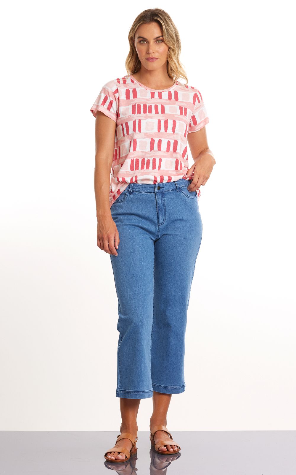 Cropped Wide Leg Jean  product photo.