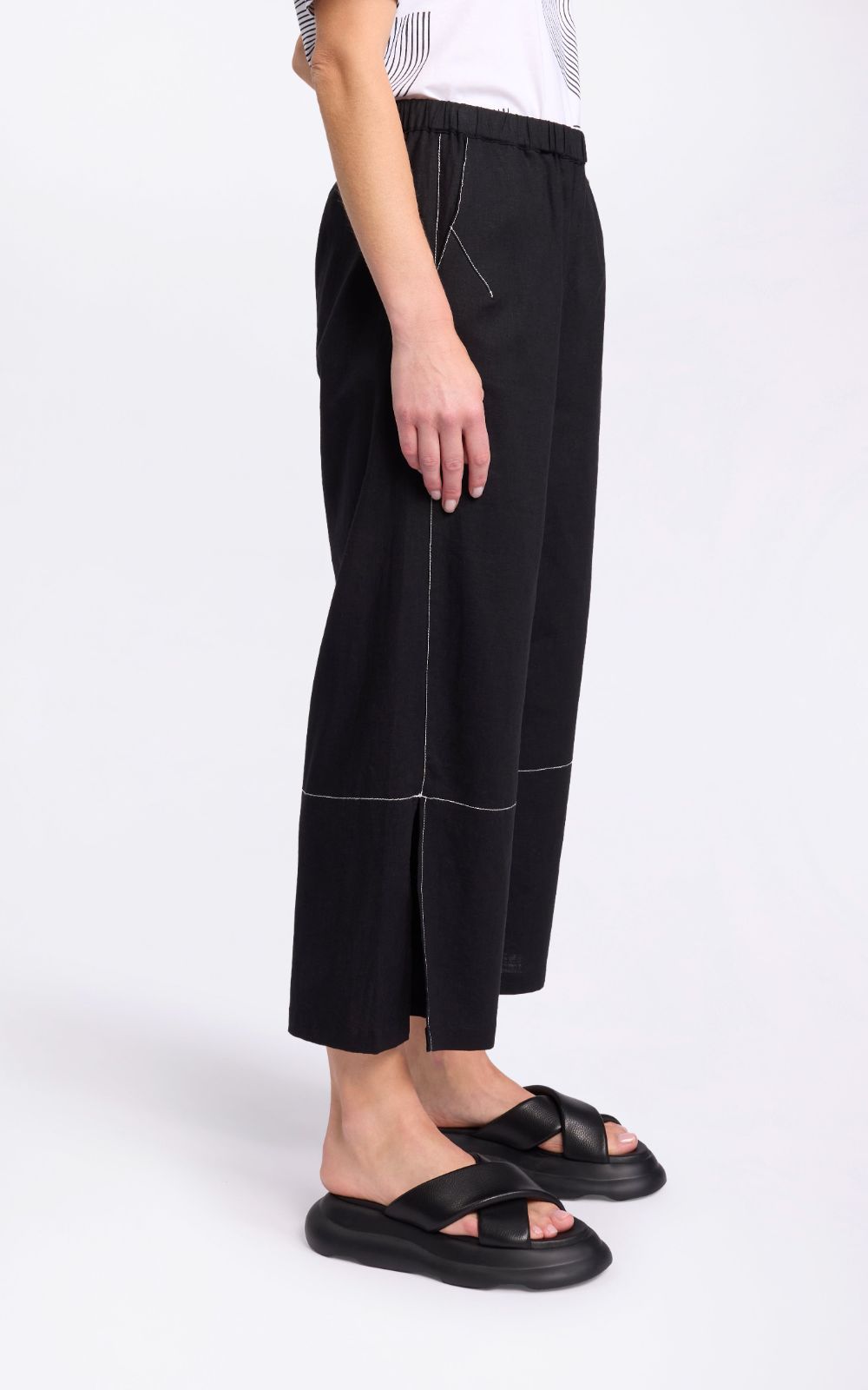 3/4 Split Hem Pant product photo.