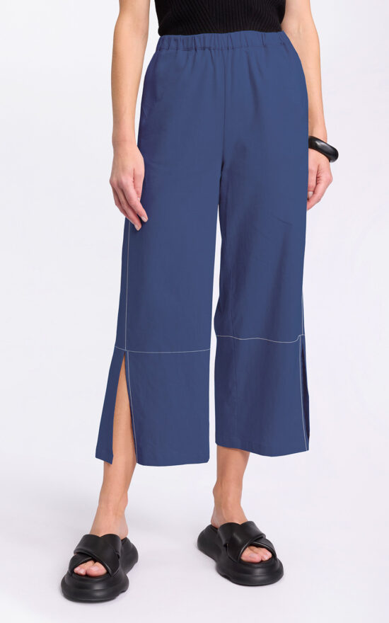 3/4 Split Hem Pant product photo.